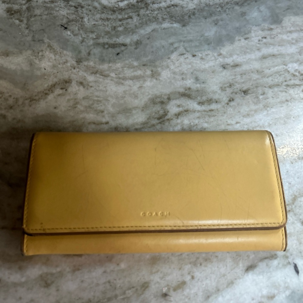 Vintage Coach Light Yellow  Leather Credit Card Trifold Long Wallet Brown Trim
